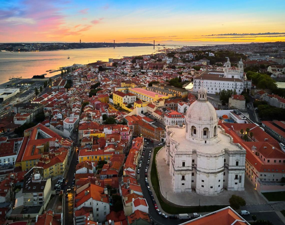 Romantichome At Alfama'S Heart Lisbon Bagian luar foto